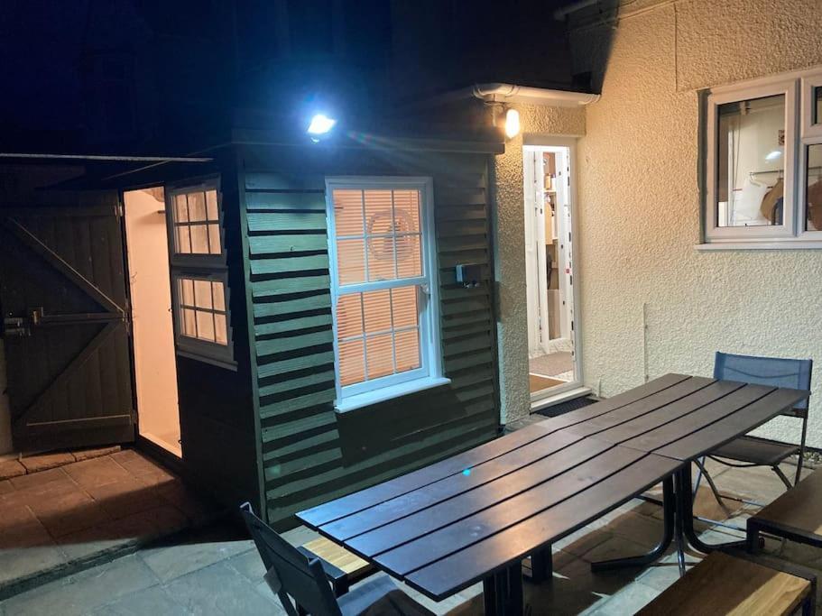 Gorgeous House In Newquay Walking Distance From Fistral Beach Exterior foto