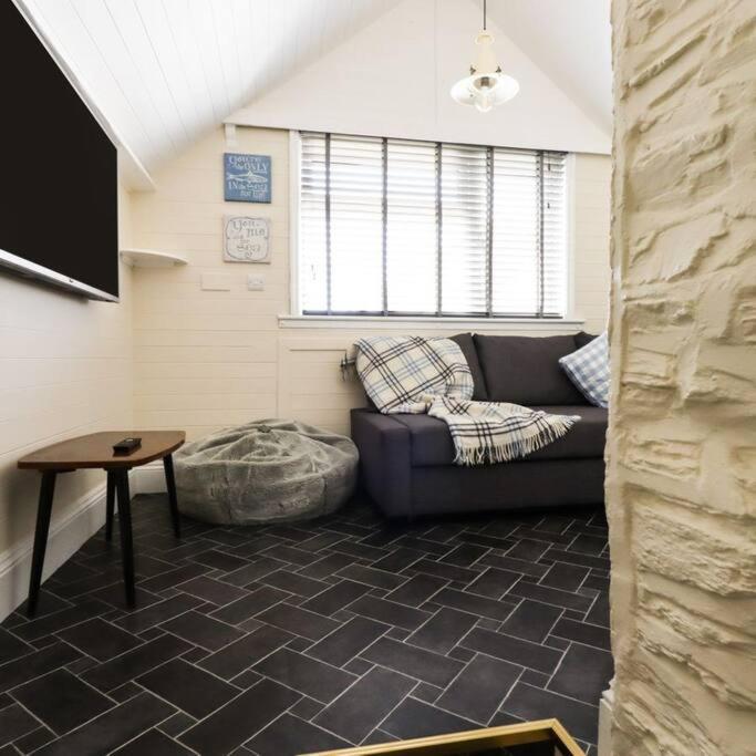 Gorgeous House In Newquay Walking Distance From Fistral Beach Exterior foto